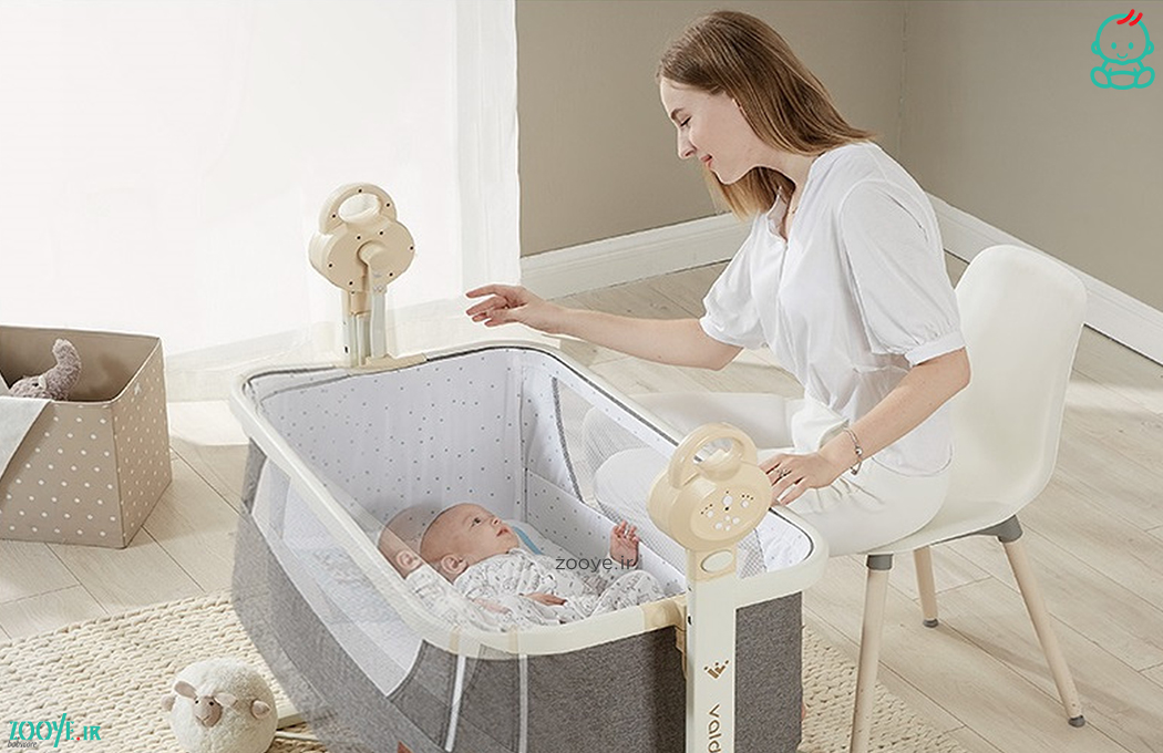 تخت کنار مادر برند زویی